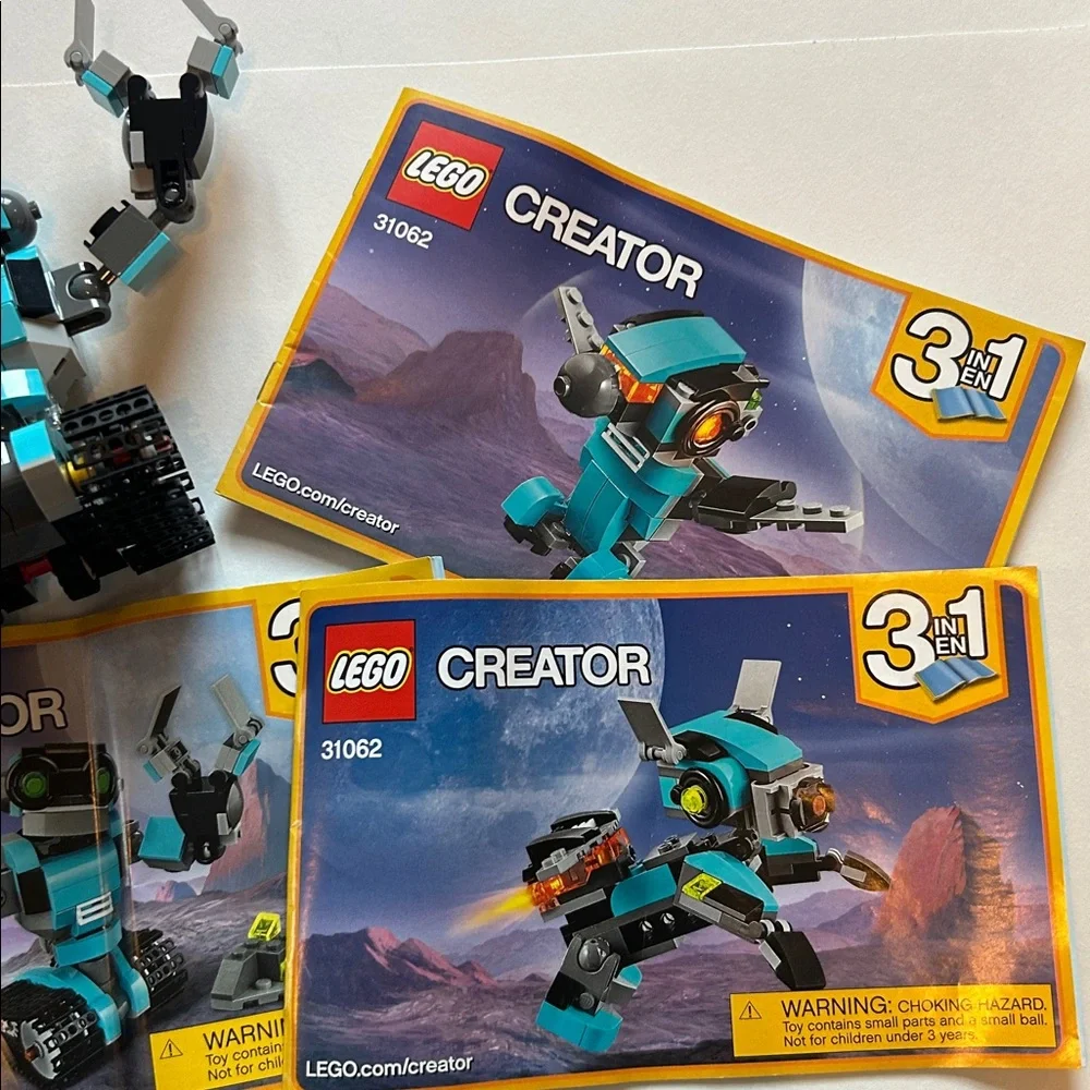 LEGO Creator 3-in-1 Robo Explorer Set #31062 Built set. No box.